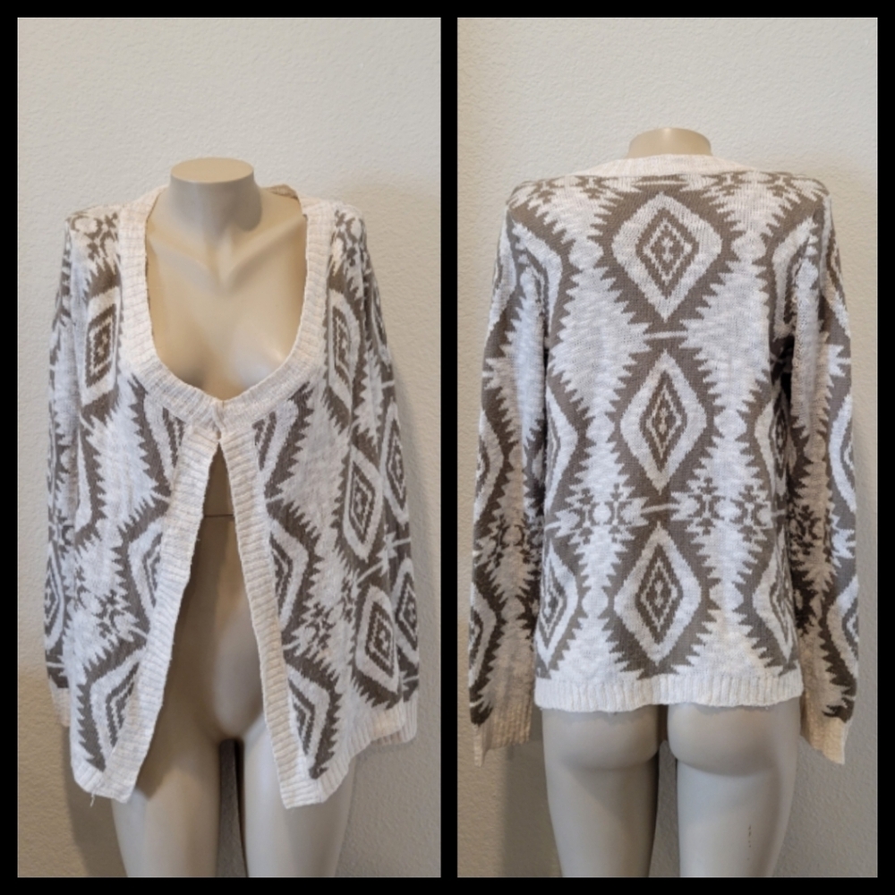 Junior's Cream & Taupe Aztec Open-Front Sweater - Picture 3 of 5